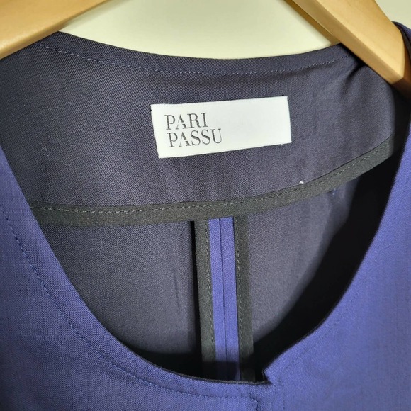 Pari Passu Wool Blend Side Split Jacket Fit D: "Modified Hour Glass" Navy - Picture 12 of 14